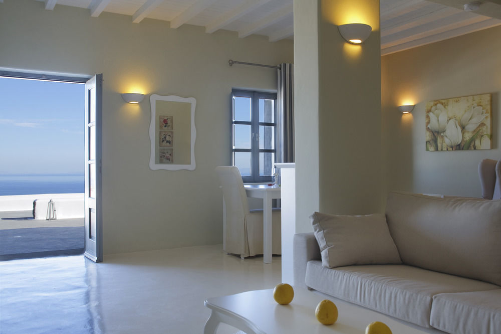 Carpe Diem Santorini Pyrgos Kallistis Exterior photo